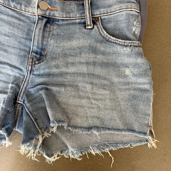 HATCH The Cut Off Denim Maternity Shorts - Picture 6 of 16